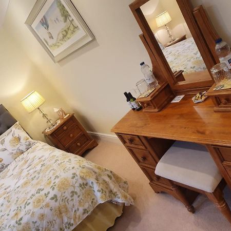 The Croft Guest House Narberth Exteriör bild